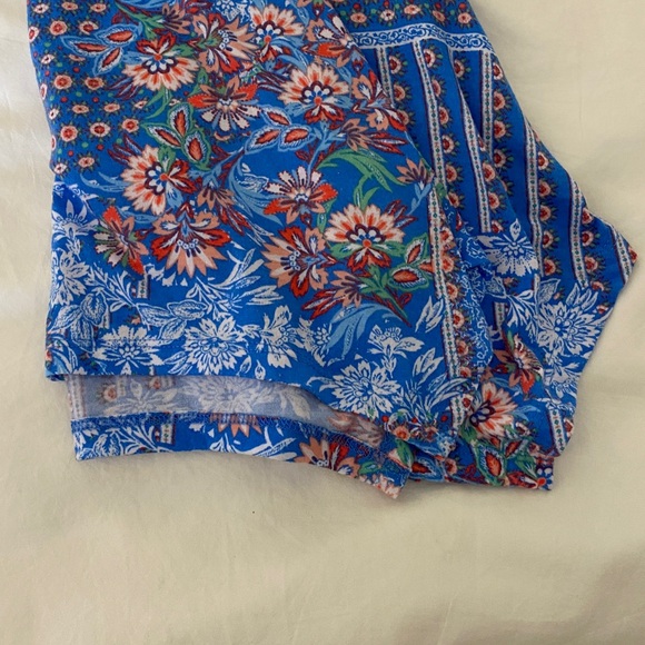 Jona Michelle Floral Dress - Picture 5 of 5